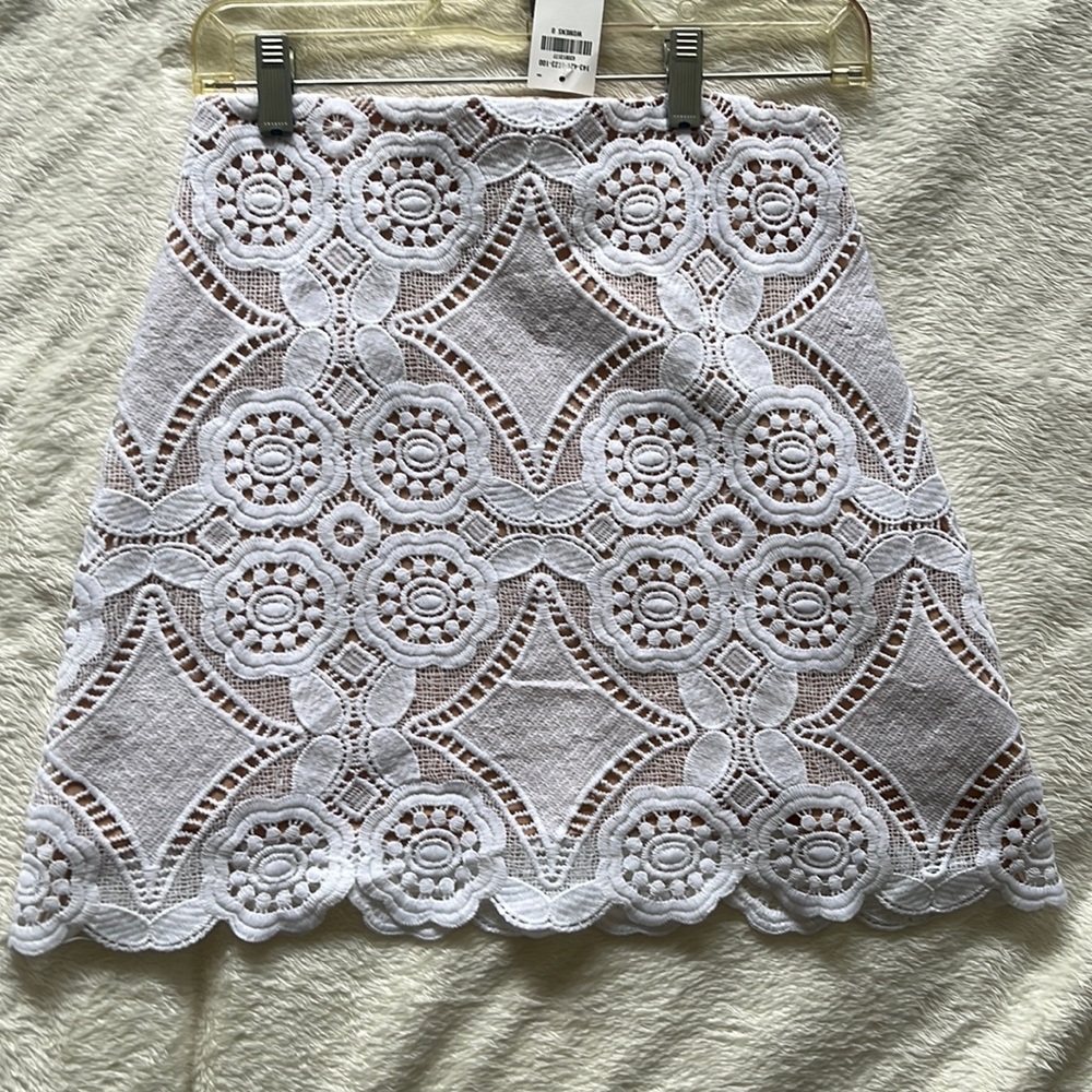 NWT Abercrombie & Fitch white and nude skirt cut out design size 0